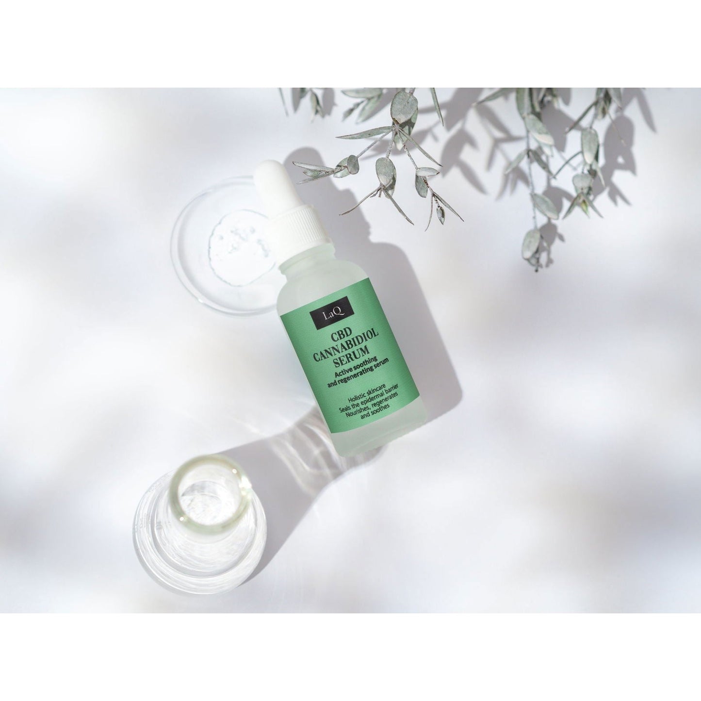 LaQ CBD Cannabidiol Serum voor Probleemhuid/Gevoelige Huid/Acne - 30ml | MISTER33.COM