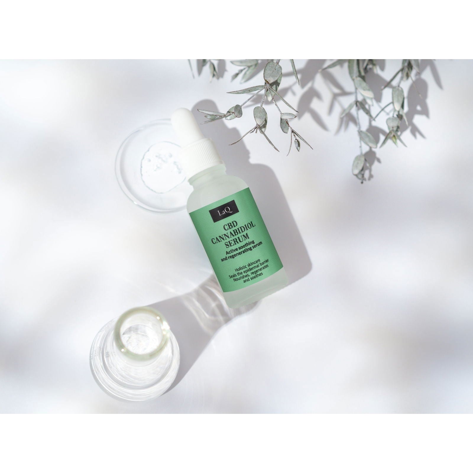 LaQ CBD Cannabidiol Serum voor Probleemhuid/Gevoelige Huid/Acne - 30ml | MISTER33.COM